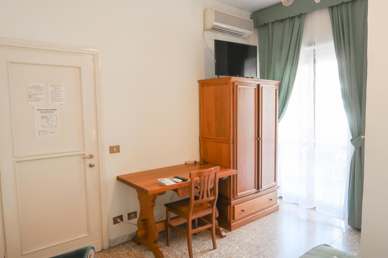 The Condottieri Rooms Roma Exterior foto